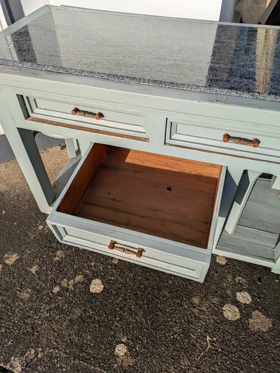 Kitchen island unit - Image 3