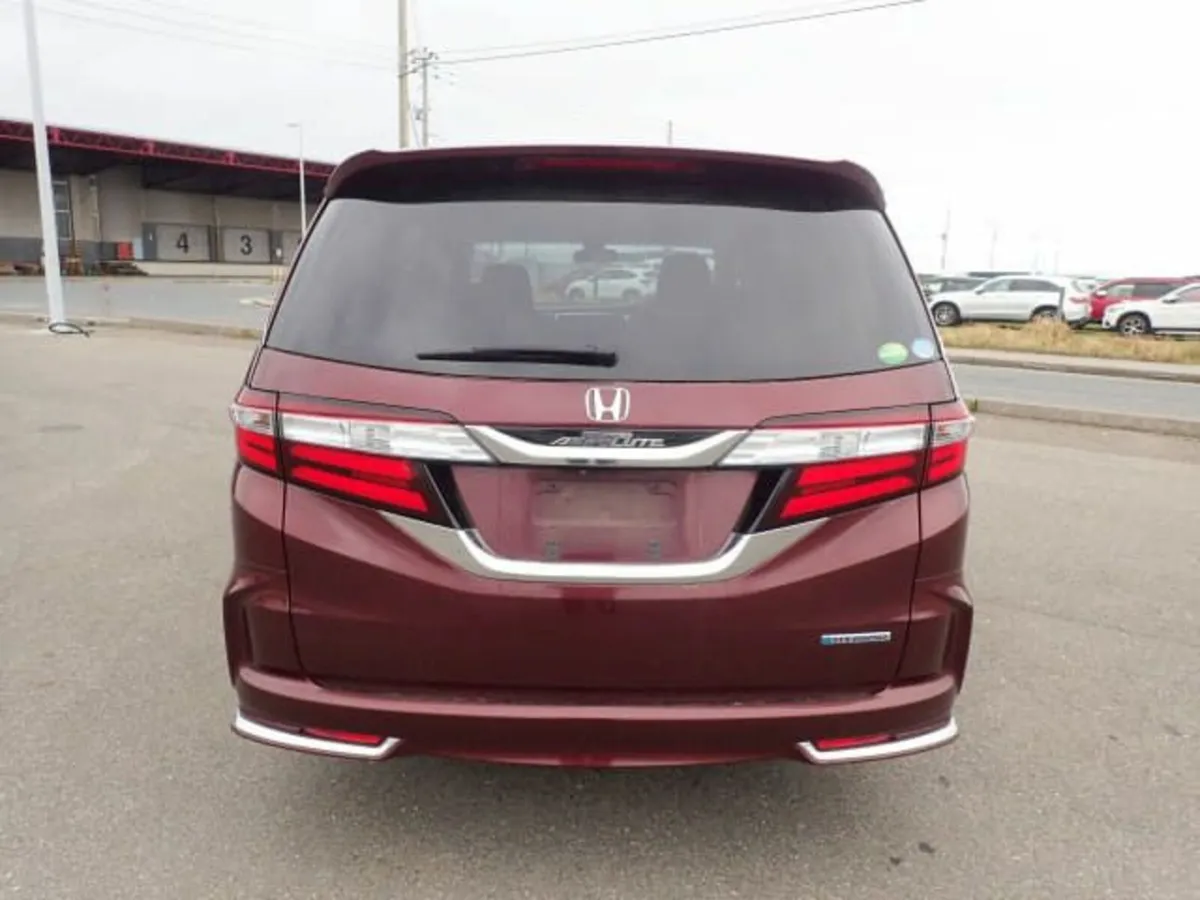 2016 Honda Odyssey Hybrid - Image 2
