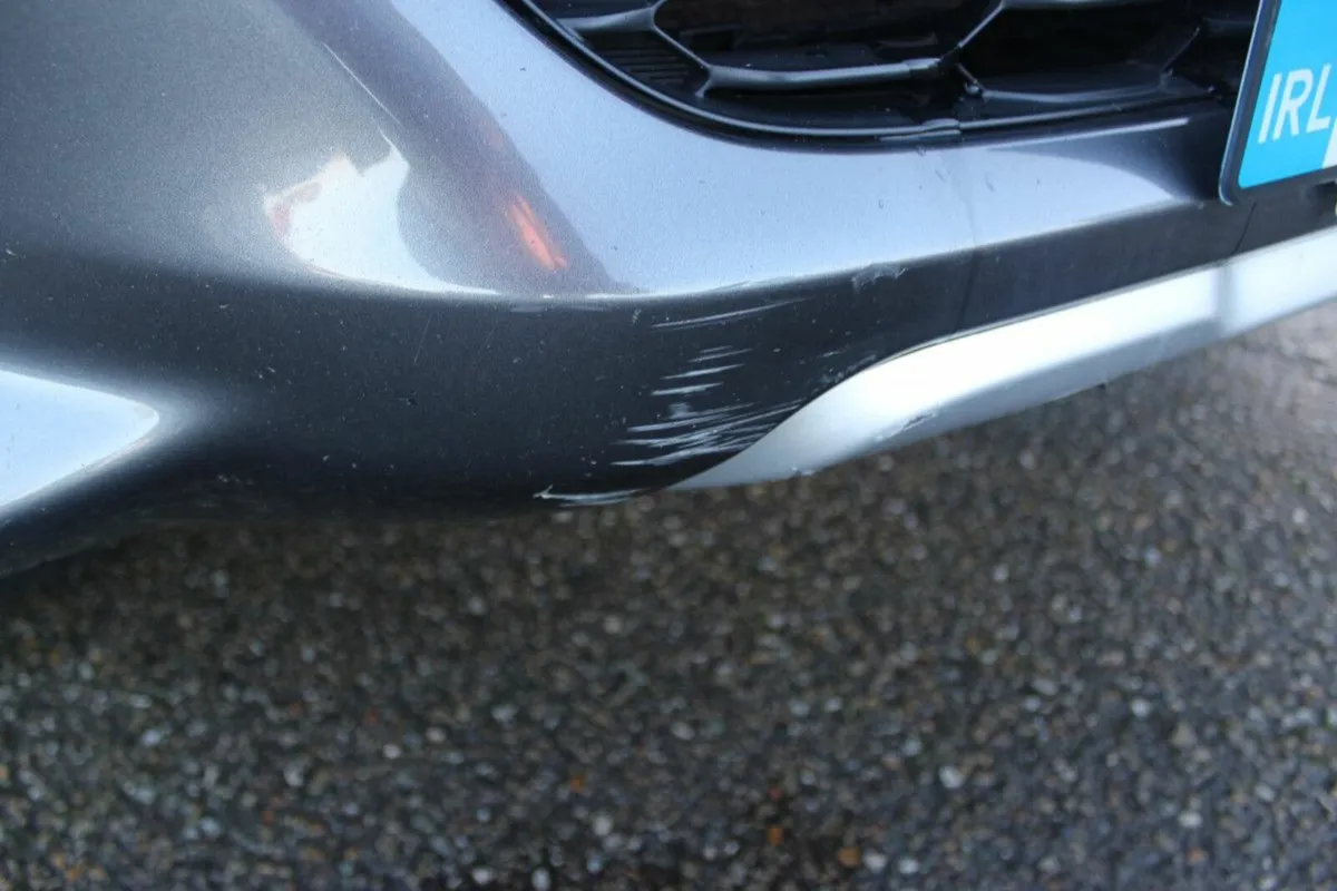 Toyota Hilux HILUX 2.4 D4D INVINC 148BHP  D/C - Image 3