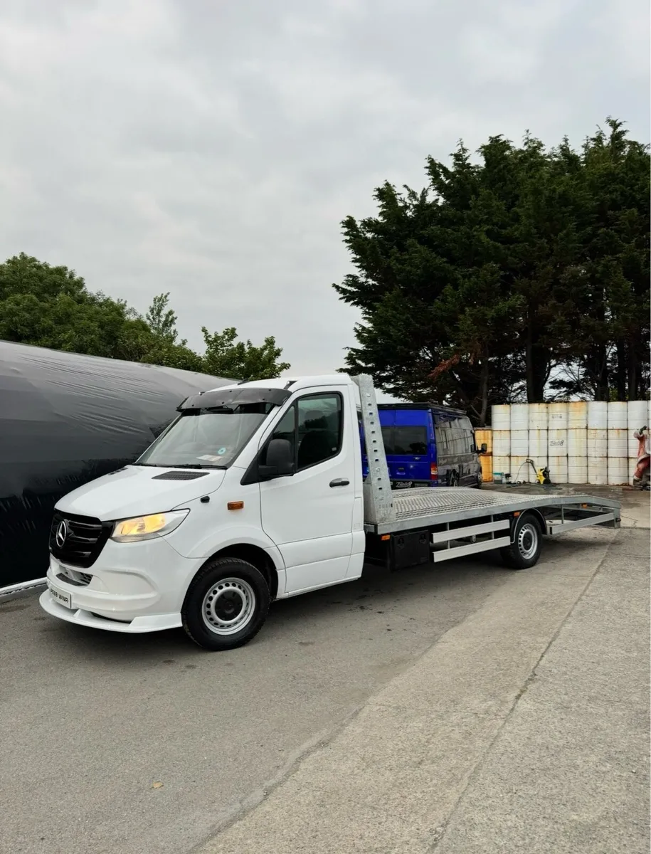 Mercedes sprinter recovery - Image 1