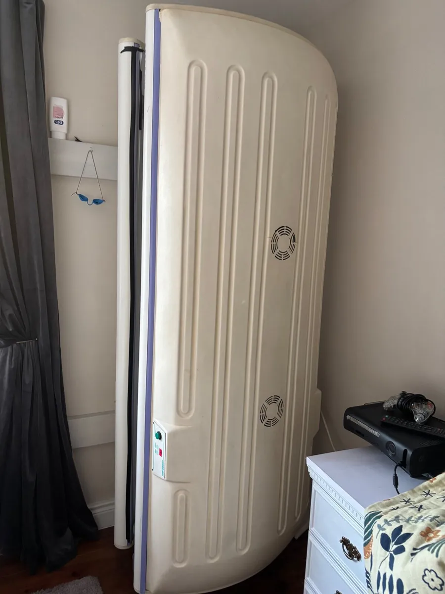 Tanning bed - Image 3