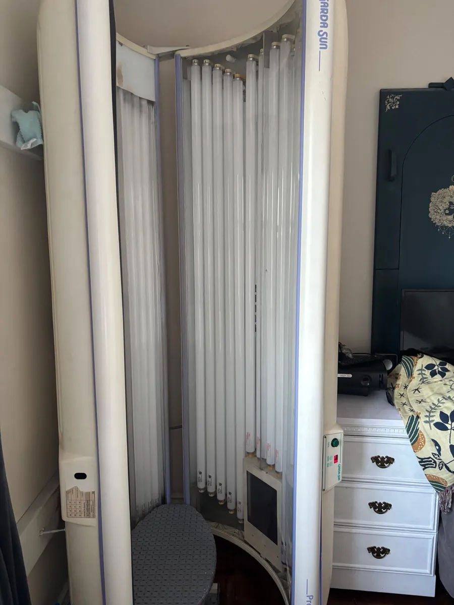 Tanning bed - Image 4