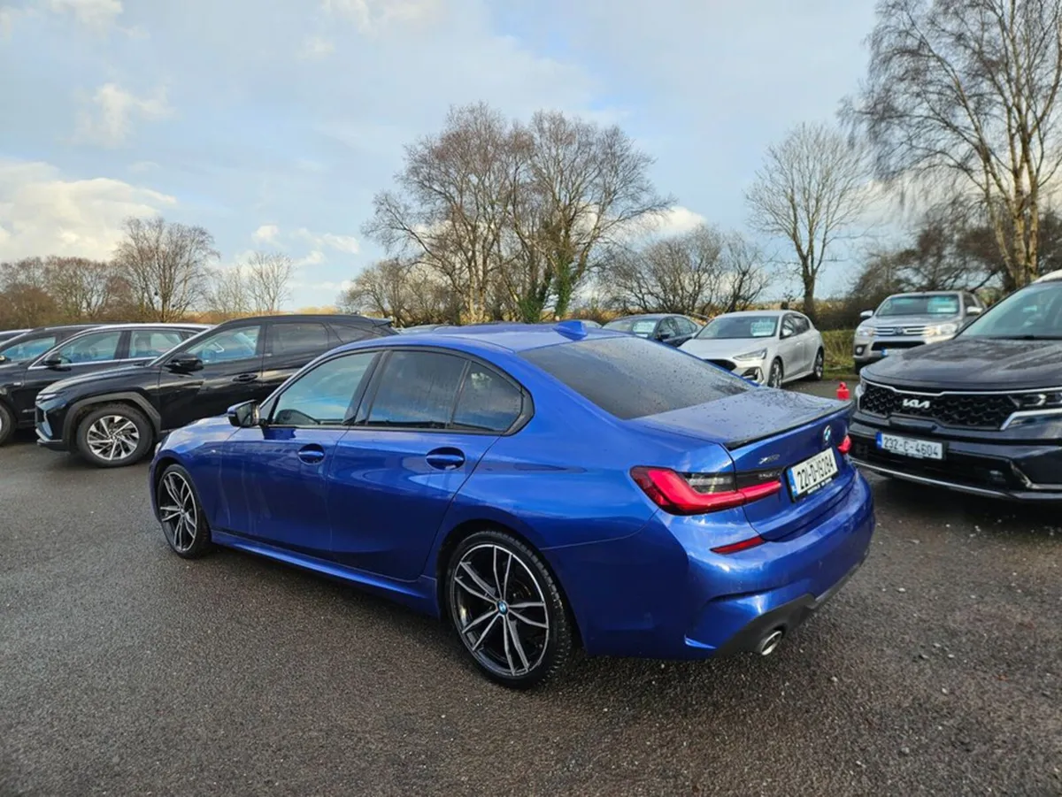 BMW 3-Series 320d Xdrive M Sport 3SMM 4DR Auto - Image 4