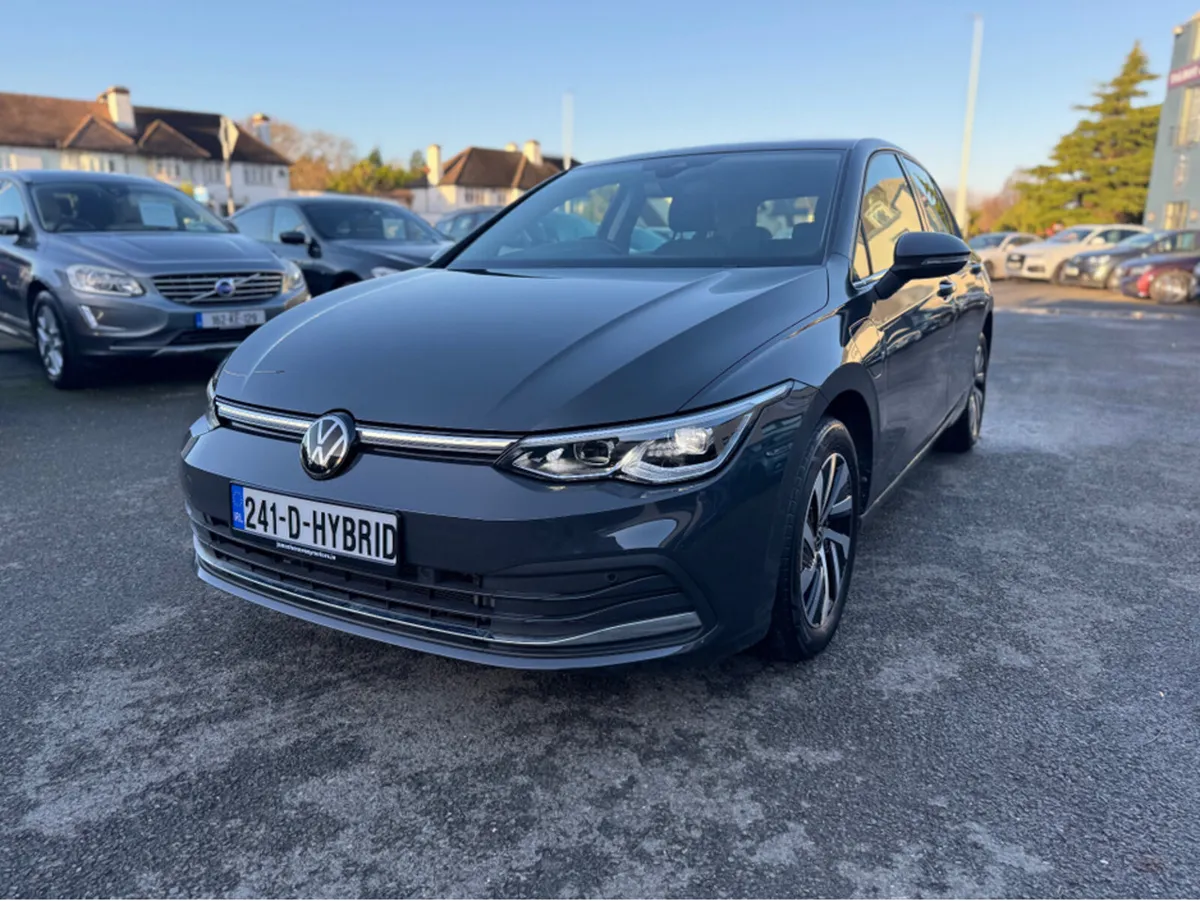 Volkswagen Golf STYLE TSI E-HYBRID S DSG - Image 2