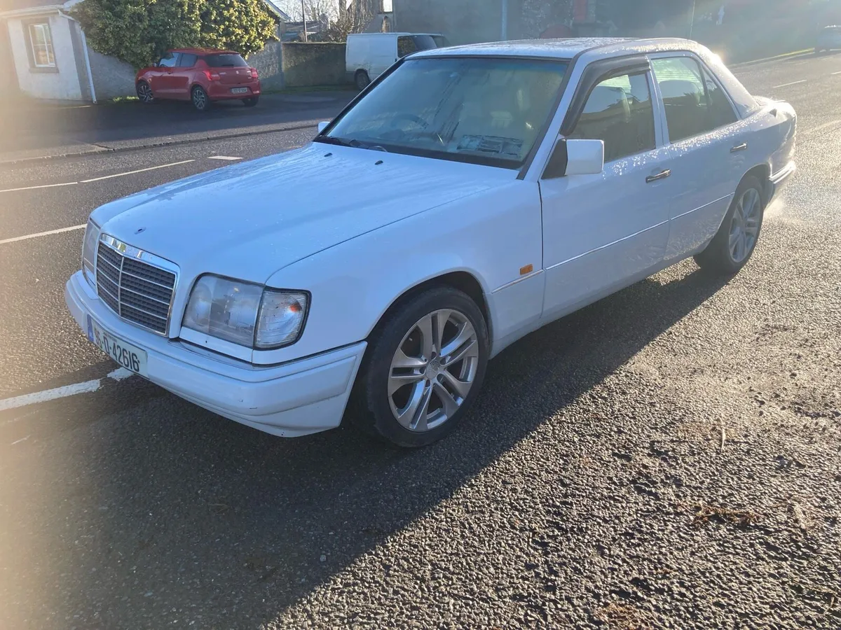 1995 Mercedes - Image 2