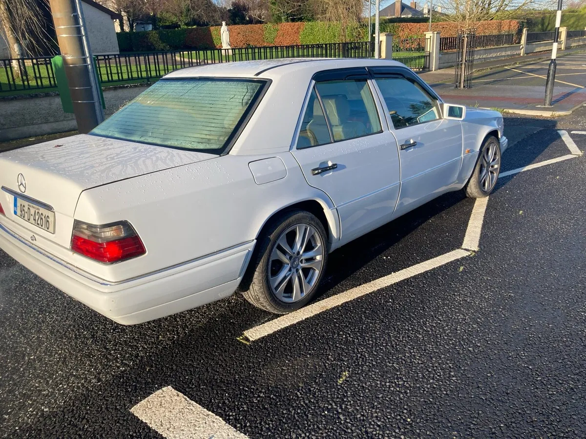 1995 Mercedes - Image 4