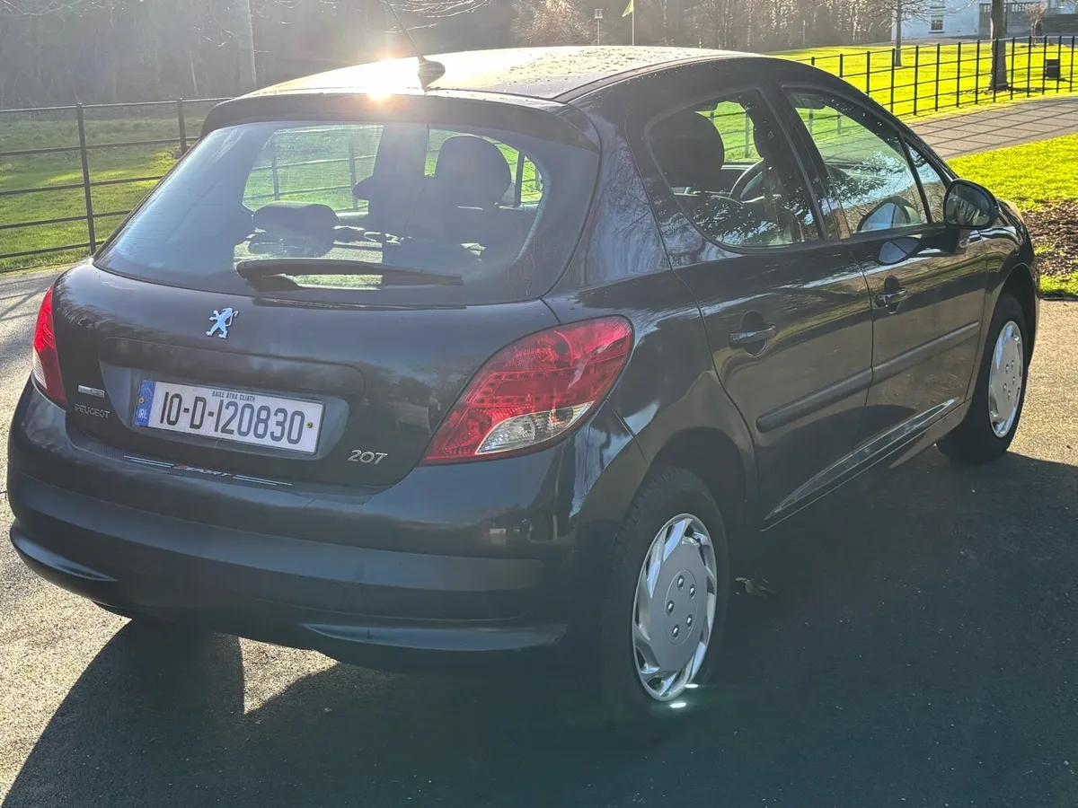 Peugeot 207 - Image 2