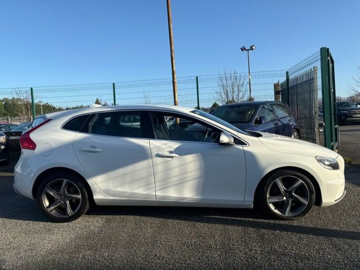 2014 Volvo V40 R-Design 1.6L Diesel New NCT 01/27 - Image 2