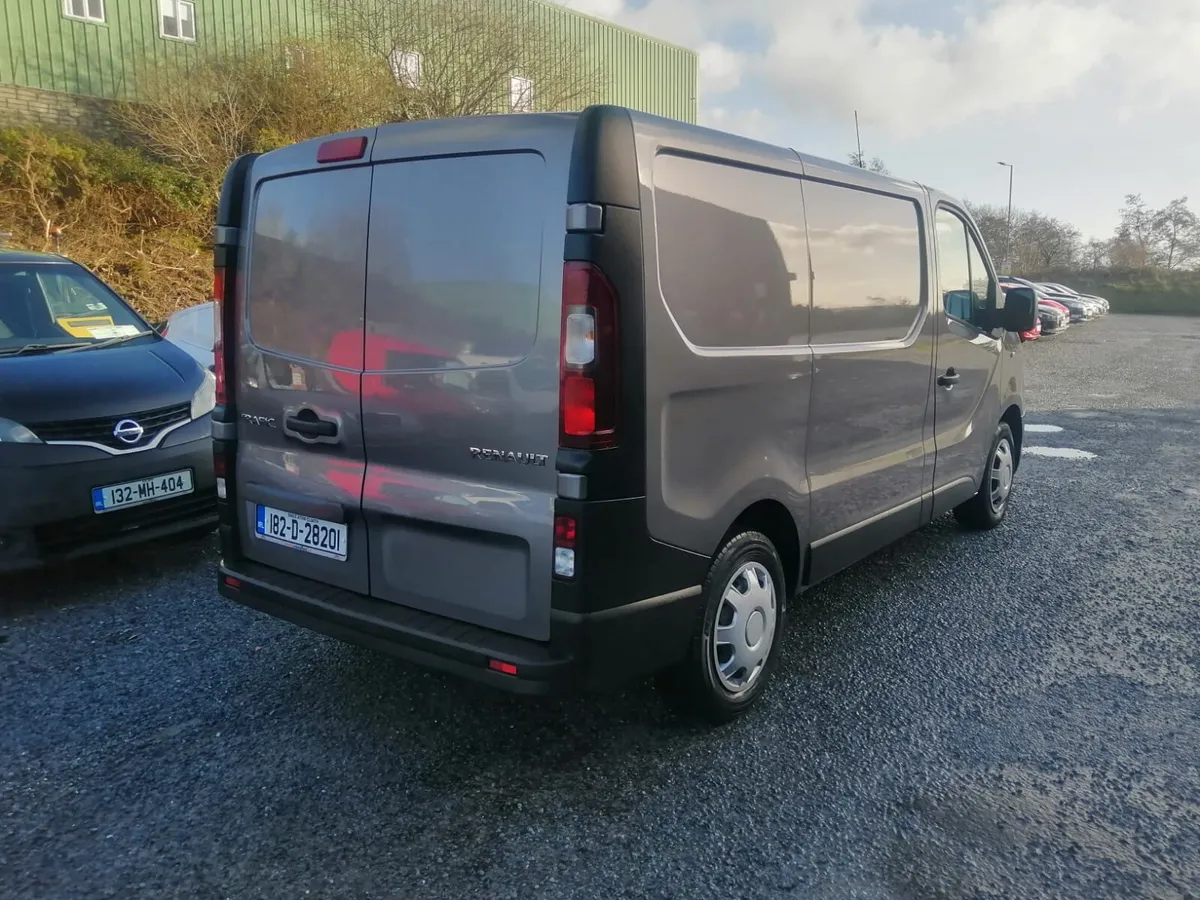 182 Renault Trafic - Image 3