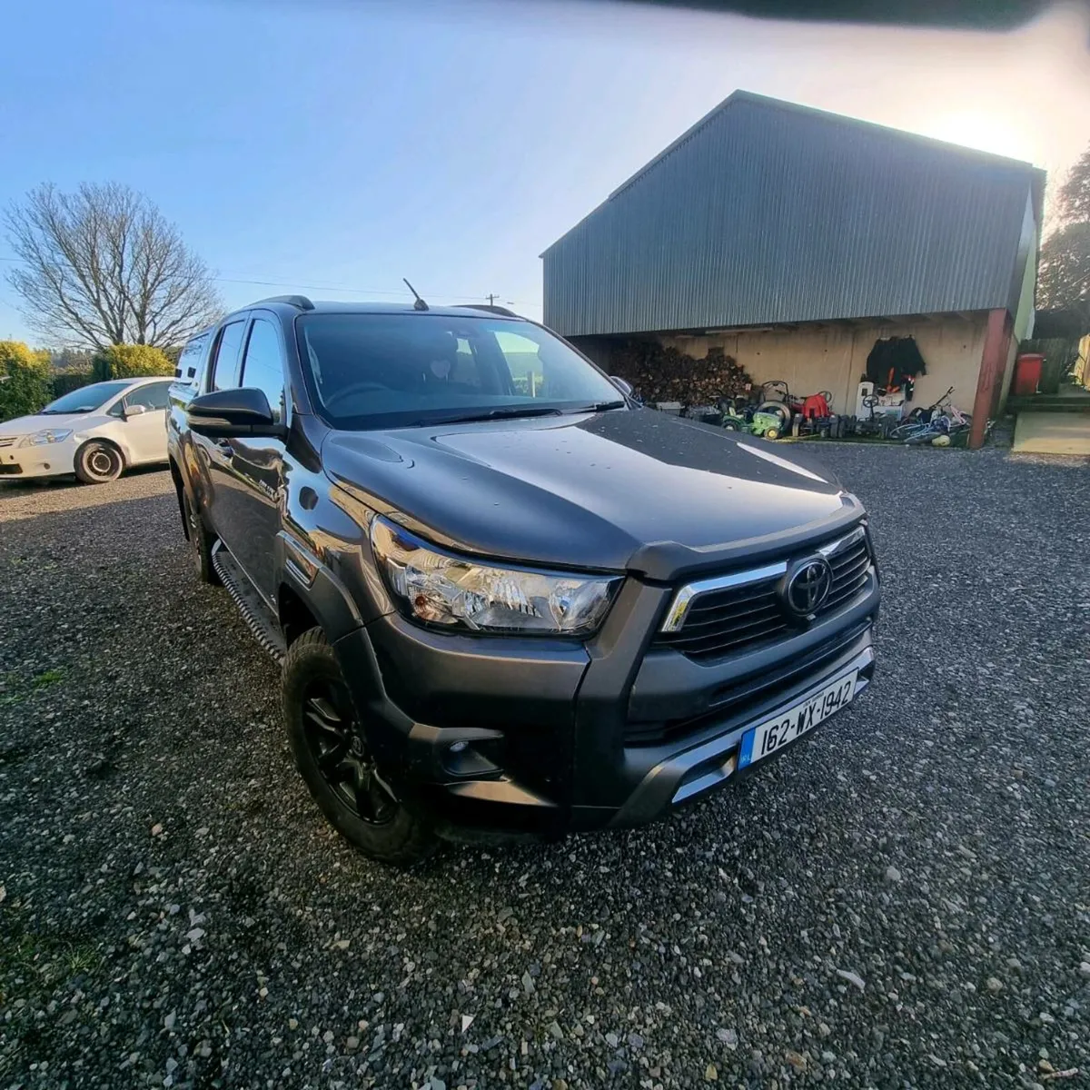 Toyota hilux - Image 2