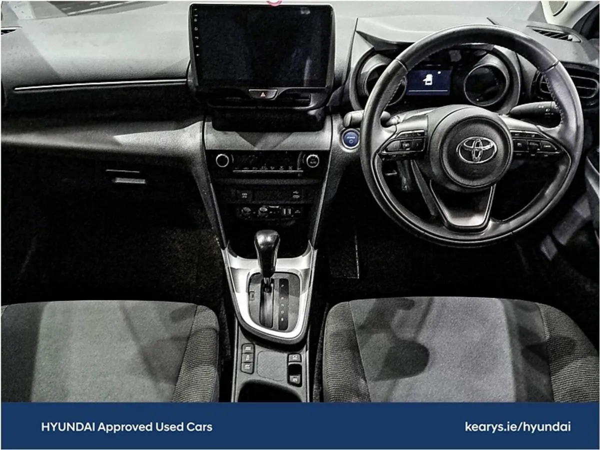 Toyota Yaris Cross Hybrid Auto - Image 4