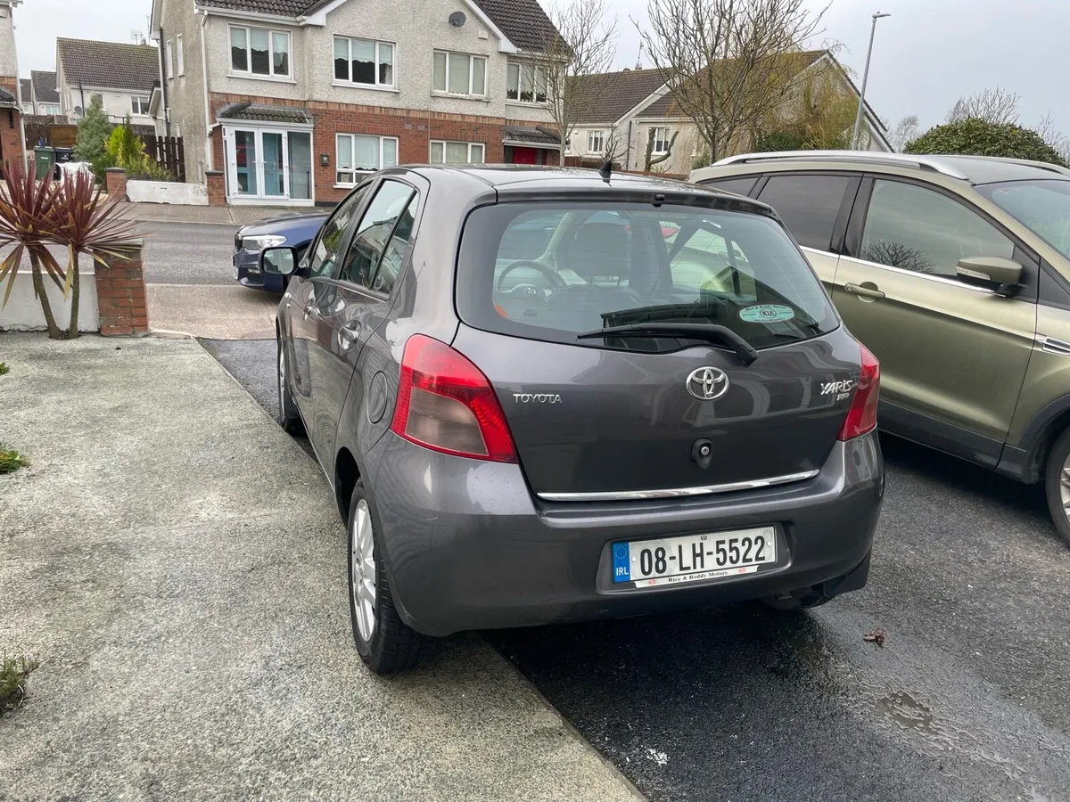 Yaris TR NCT and TAX 2350€ - Image 3