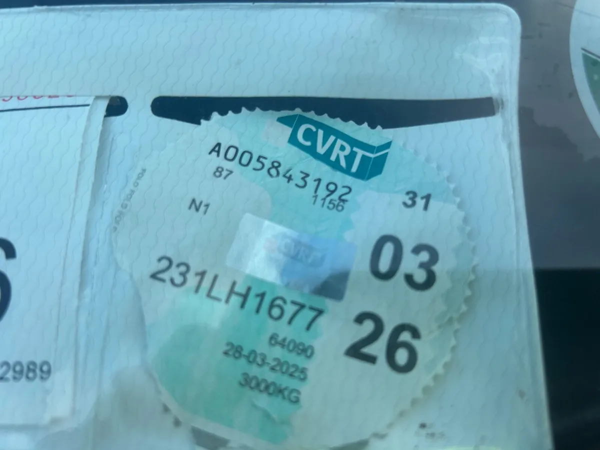 Ford Transit 2023 - Image 3