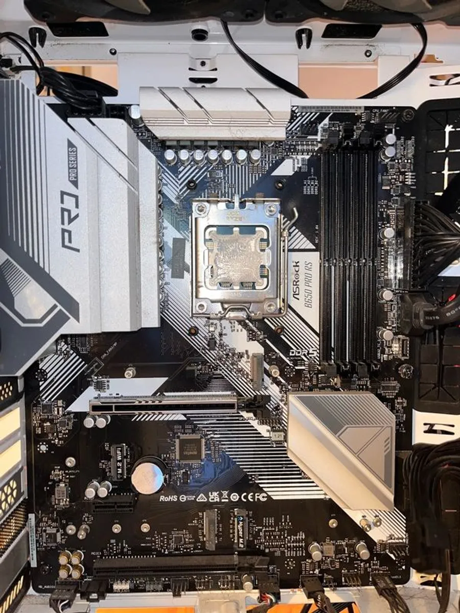 ASRock B650 Pro RS AM5 Motherboard (ATX, DDR5, Ryzen 7000) - Image 4