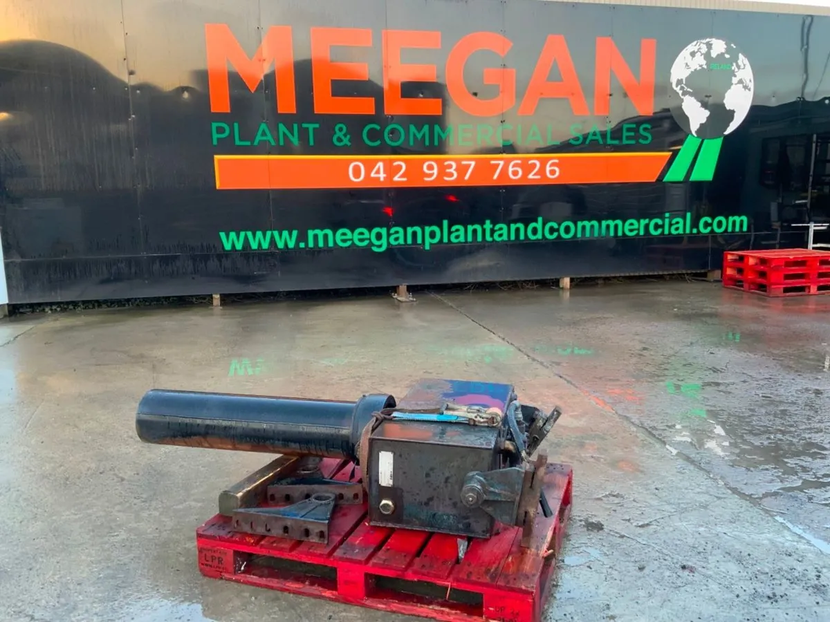 Scania P Series Edbro Tipping RAM Tank. - Image 1