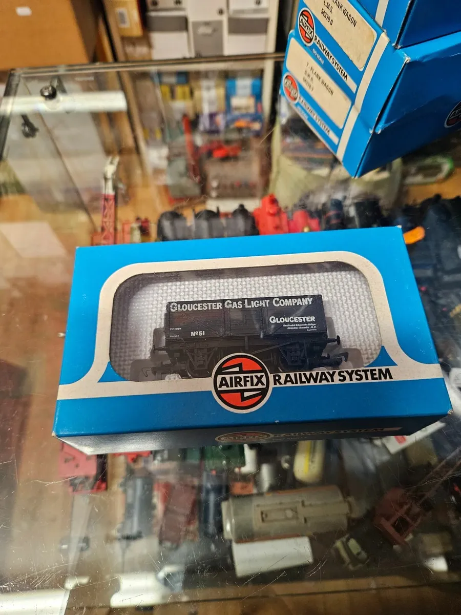 Hornby Airfix OO Gauge Wagon