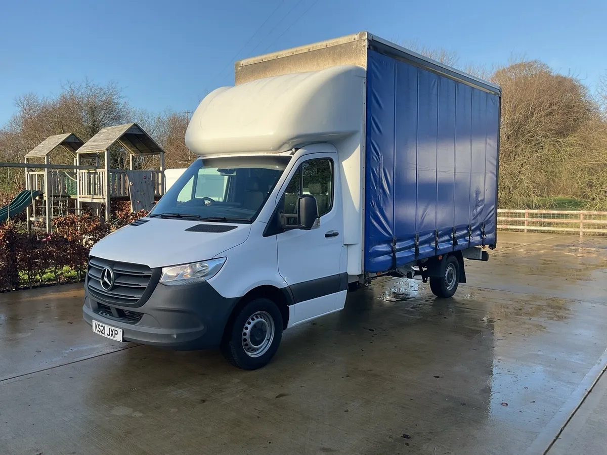 2021 Sprinter Luton Curtainsider - Image 3