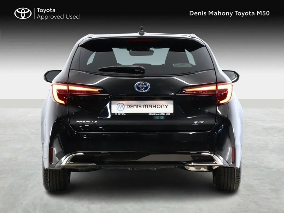 Toyota Corolla Touring Sports Sol - Image 4