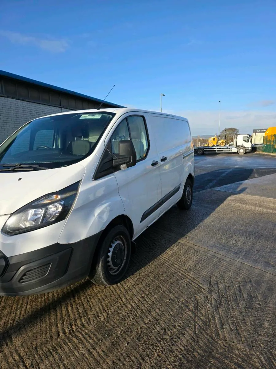 Ford Transit Custom - Image 3