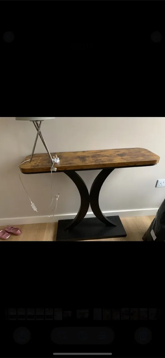 Console table