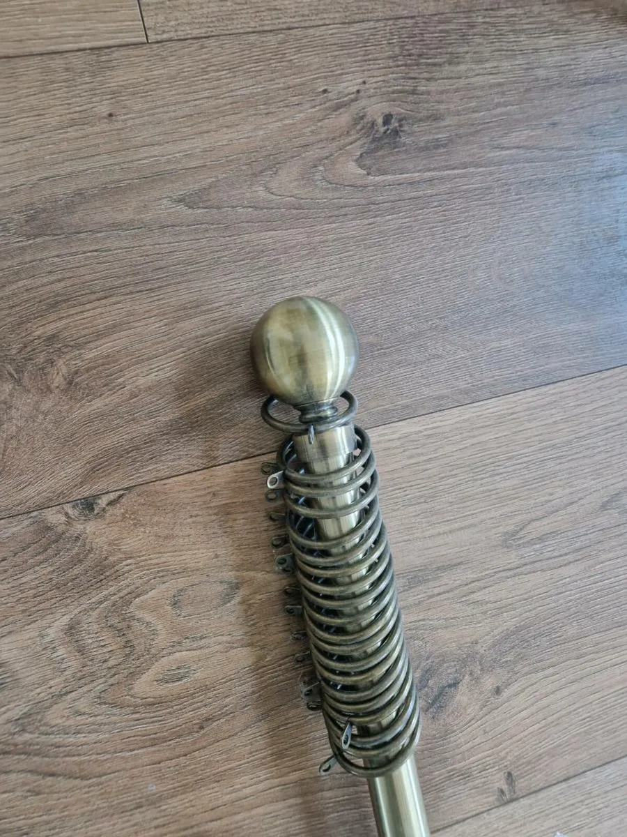Curtain rails brushed brass effect - Image 2