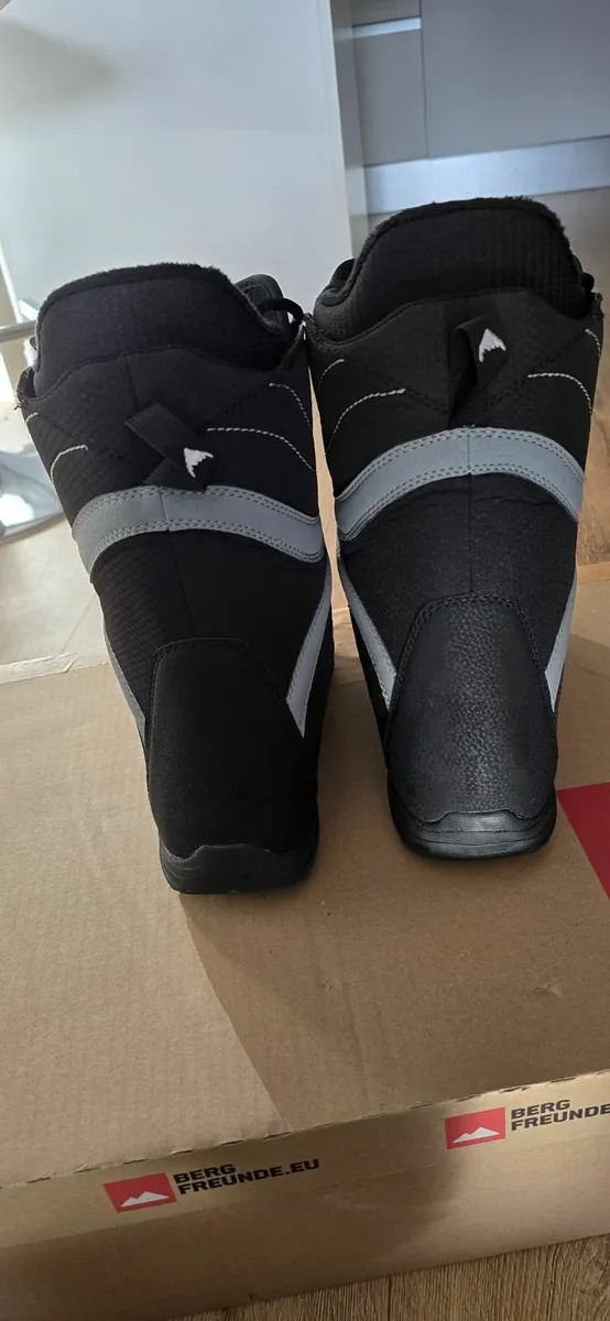 Burton Women Snowboarding Boots - Image 2