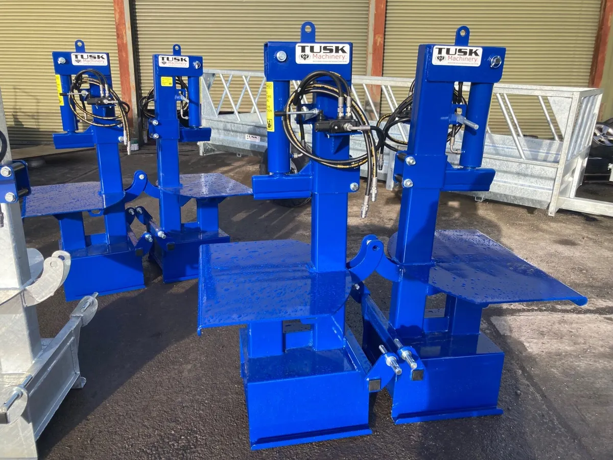 Log splitters, feed trailers , Steel - Image 2