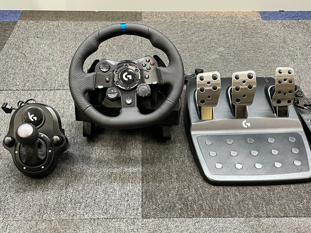 Logitech G923 SE Gaming Wheel and Pedals - Image 3