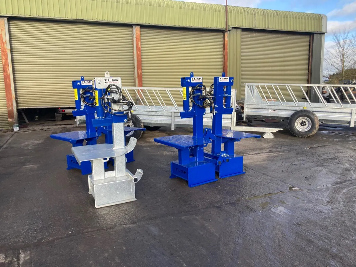 Log splitters, feed trailers , Steel - Image 1