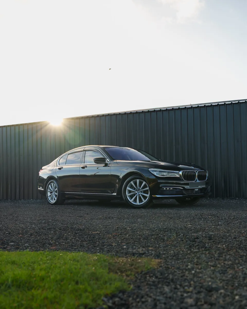 BMW 740e Luxury - Image 4