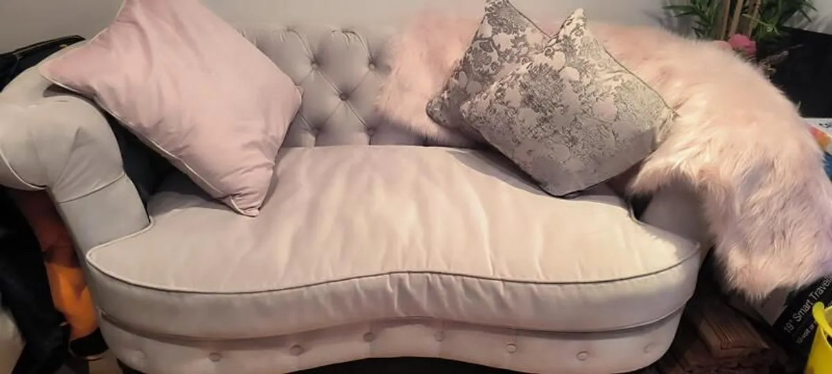 Sofa For Sale - Image 1