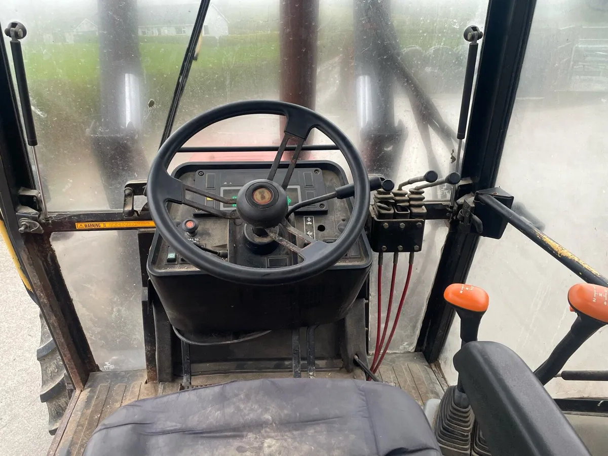 Case 4240 PRO - Image 4