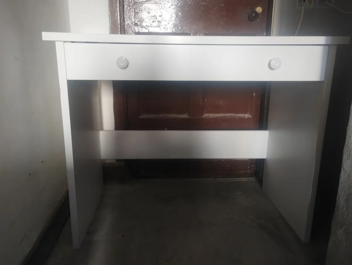 Bedroom furniture - Image 3