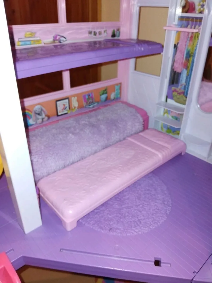 Barbie doll house - Image 2