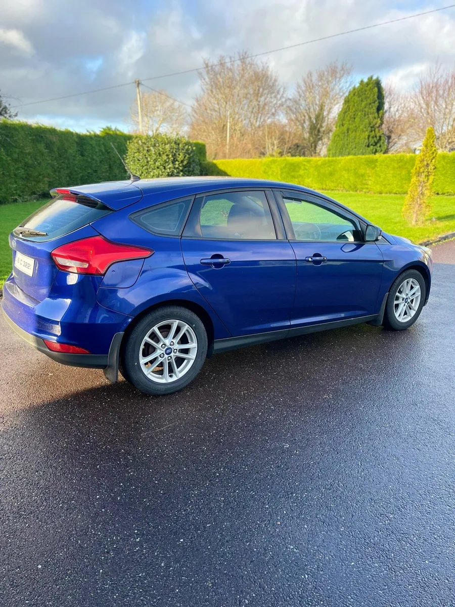 ✅ Ford Focus 1.6 - Image 4