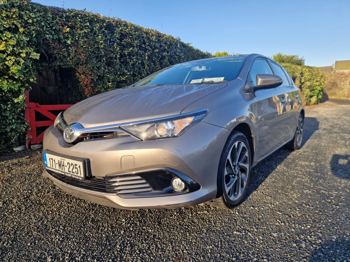 Toyota Auris 1.2 D-4 T 2017 - Image 2