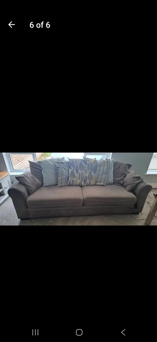 2 four seater sofas and footstool - Image 4