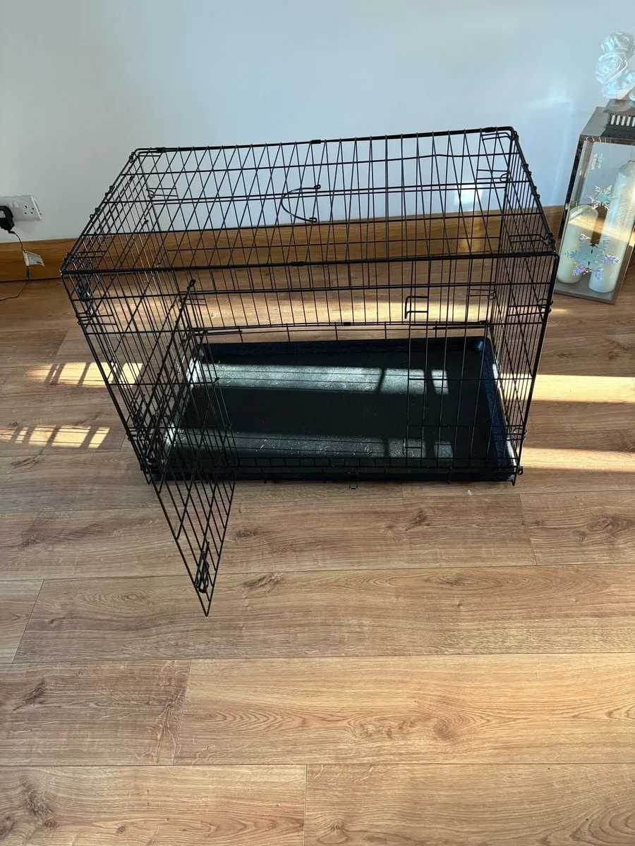 Dog crate - Image 1