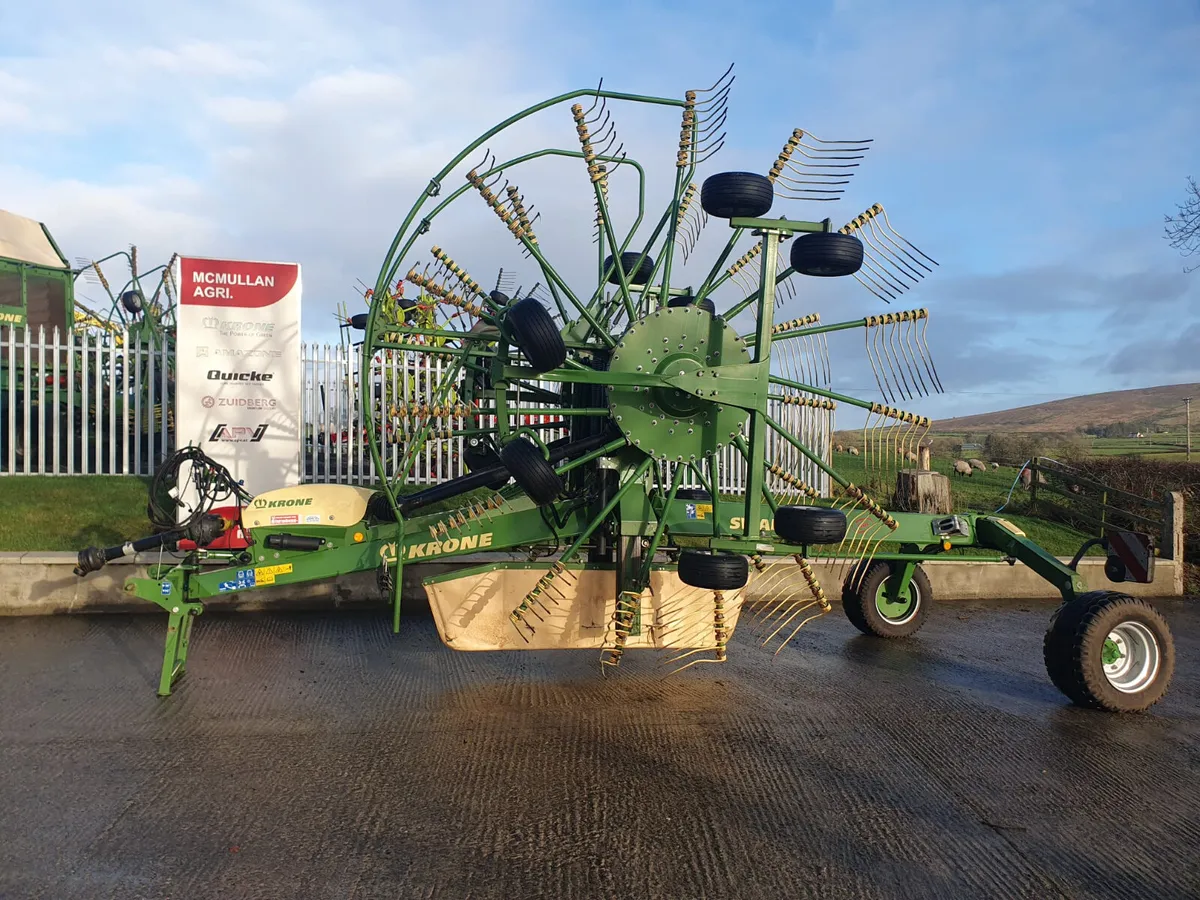 2021 Krone TC930 Rake - Image 1