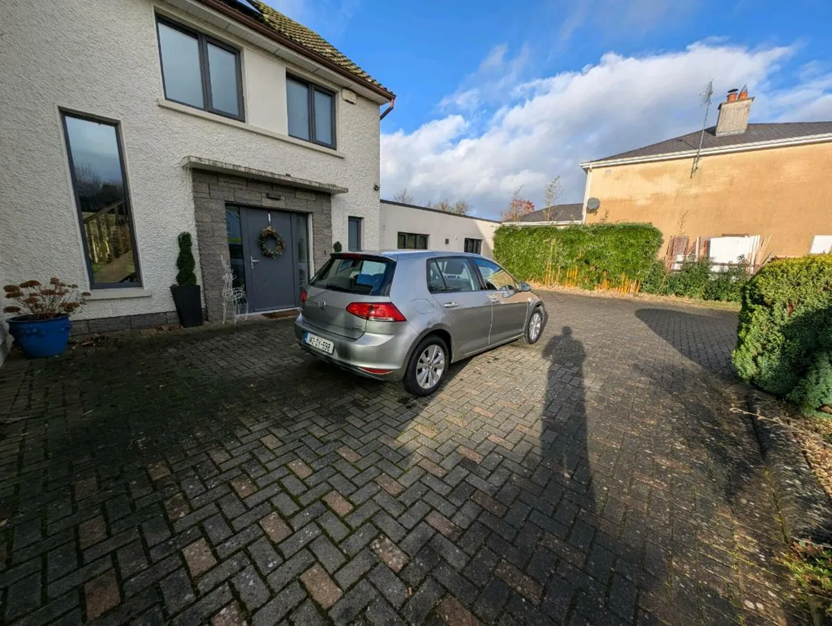 Volkswagen Golf 1.6 TDI Bluemotion NCT & Tax FSH - Image 2