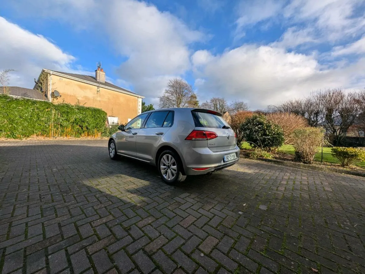 Volkswagen Golf 1.6 TDI Bluemotion NCT & Tax FSH - Image 3
