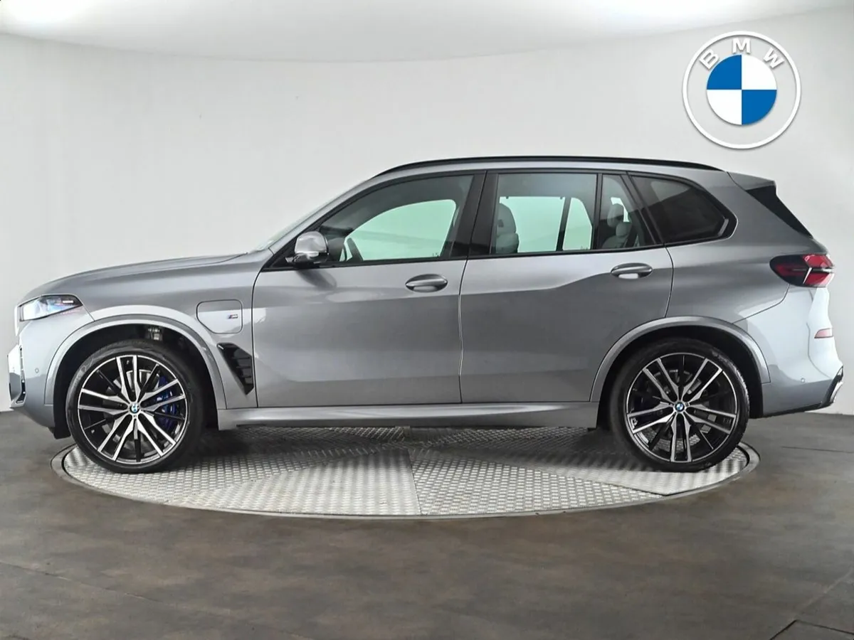 BMW X5 xDrive50e M Sport - Image 2