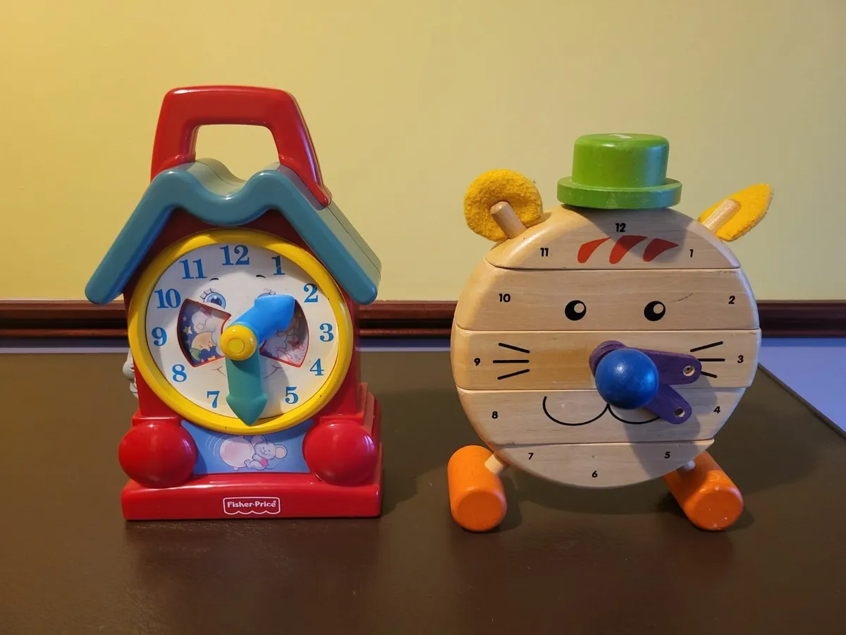 Toy Clocks - Image 1