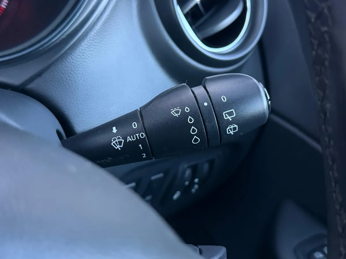 2018 RENAULT CAPTUR LIFE 1.5 DCI DIESEL - Image 4