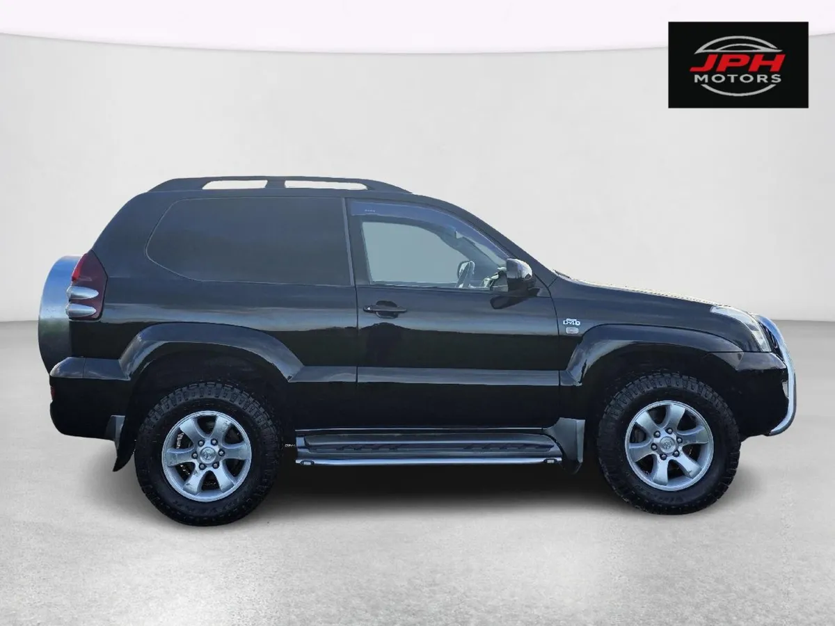 Toyota Land Cruiser 2007 swb - Image 2