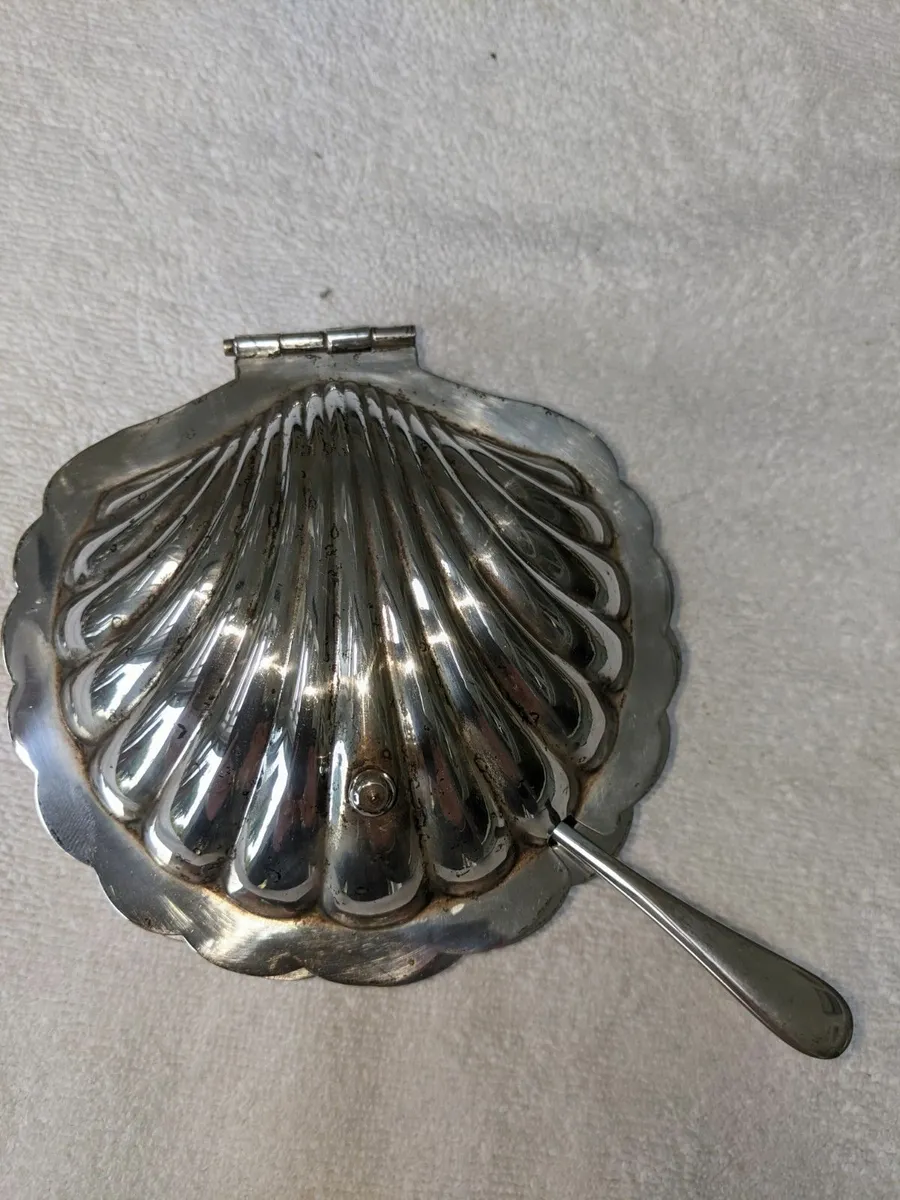 Vintage Butter Dish - Image 1