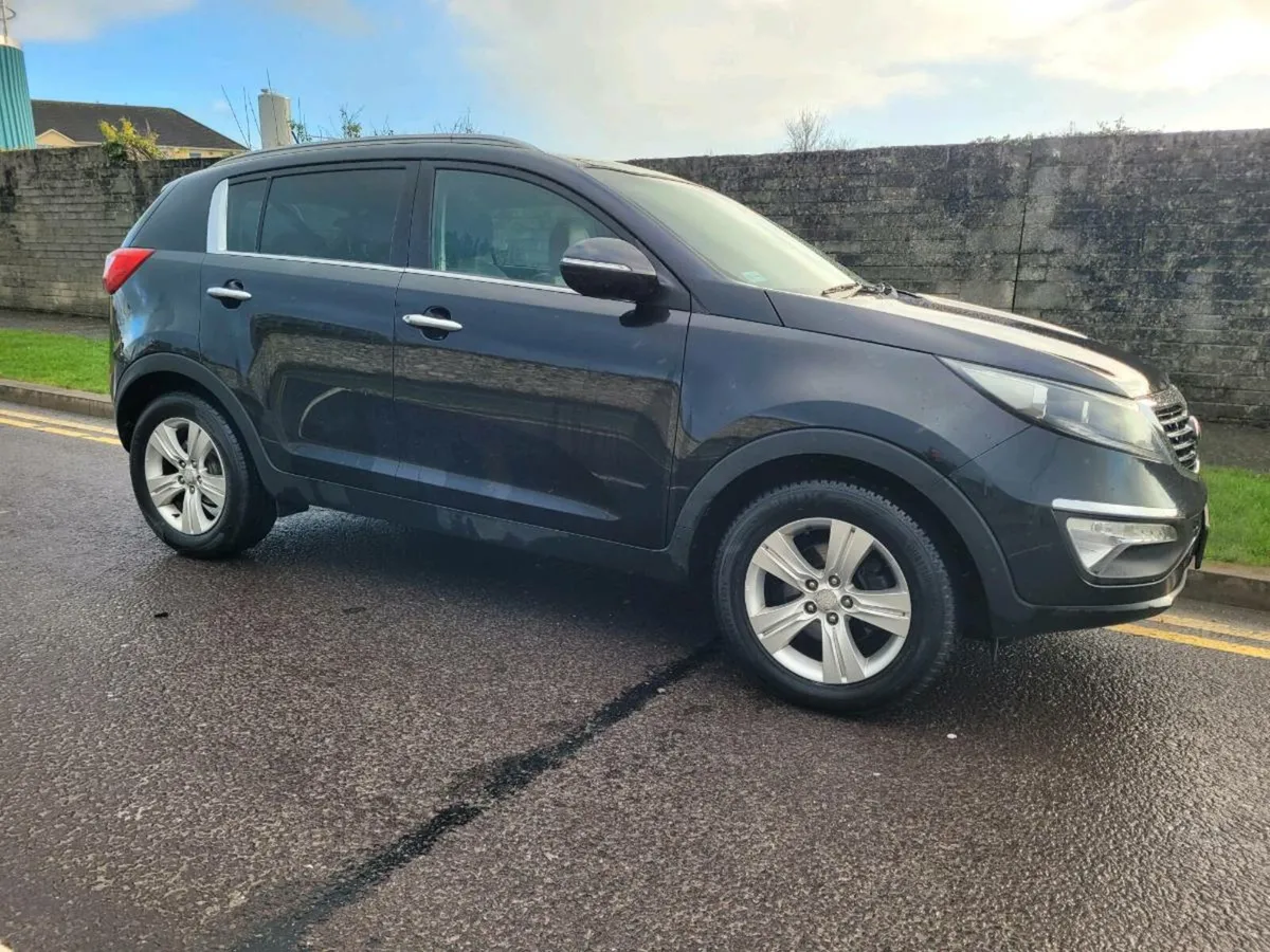 CLEAN 2013 KIA SPORTAGE HIGH SPEC NEW NCT 8/26. - Image 1