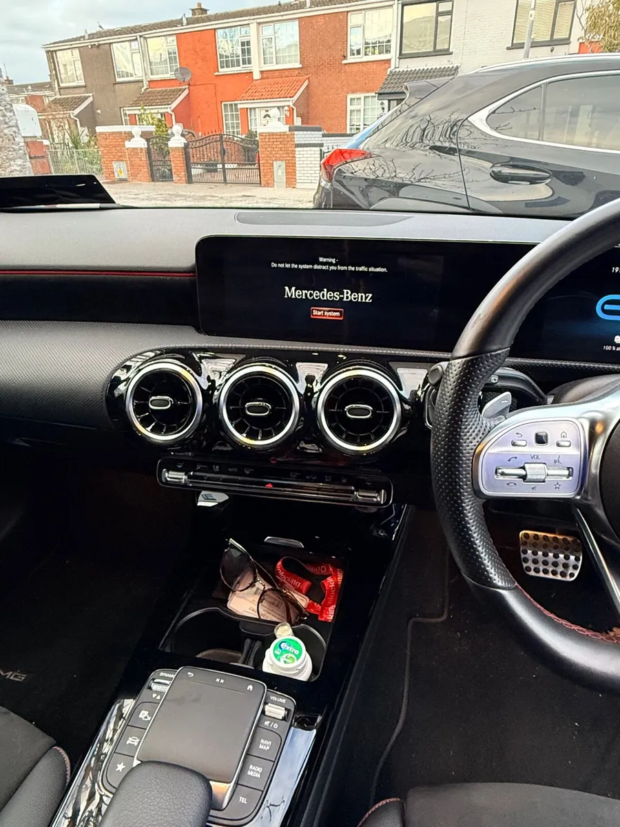 2020 Mercedes A 250 hybrid AMG line - Image 4