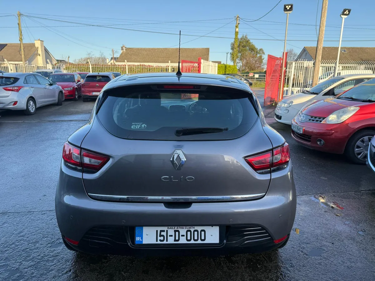 JUST ARRIVED 2015 RENUALT CLIO ,. - Image 3