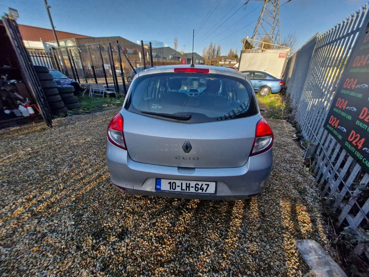 Renault Clio 2010 - Image 4